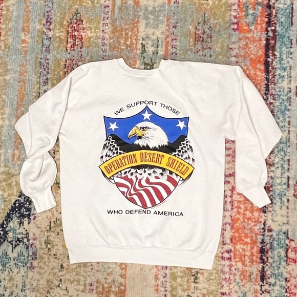 Vintage 90s POW MIam Operation Desert Shield USA Bald Eagle Military Sweatshirt - Picture 2 of 7